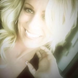 Meet your Posher, Candace